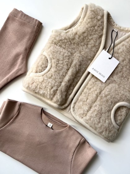 aw2526 (27)